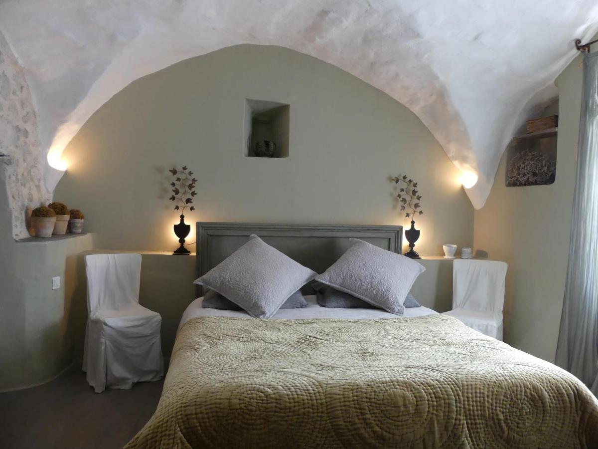 Les Vieux Murs Bed & Breakfast Montfort  Bagian luar foto