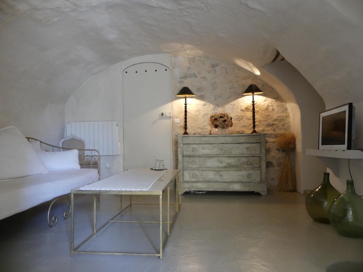 Les Vieux Murs Bed & Breakfast Montfort  Bagian luar foto